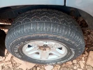 Toyota Land Cruiser Prado 2002 Blue
