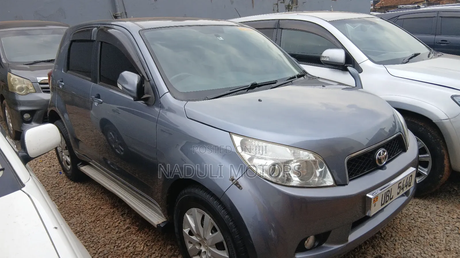 Toyota Rush 2010 Gray