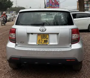 Toyota IST 2008 Silver
