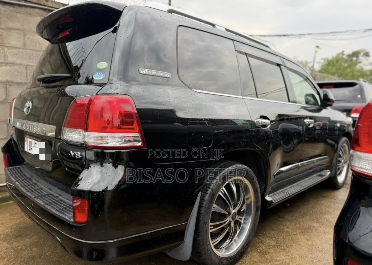 Toyota Land Cruiser 4.6 V8 ZX 2012 Black