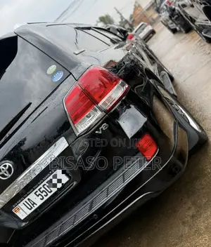 Toyota Land Cruiser 4.6 V8 ZX 2012 Black
