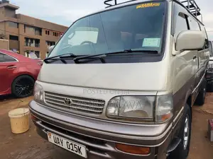 Toyota HiAce 1998 Silver