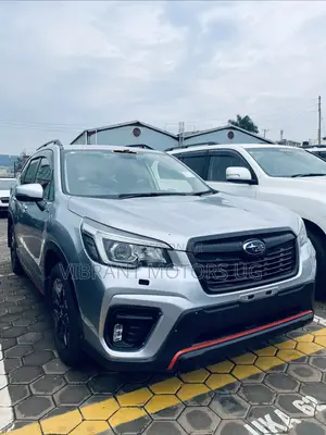 Subaru Forester 2018 Silver