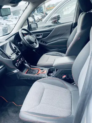 Subaru Forester 2018 Silver