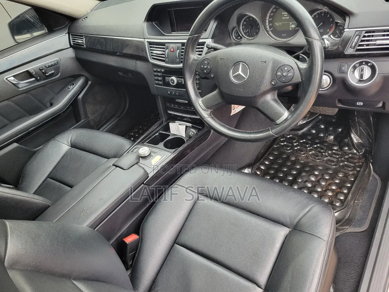 Mercedes-Benz E300 2013 Silver