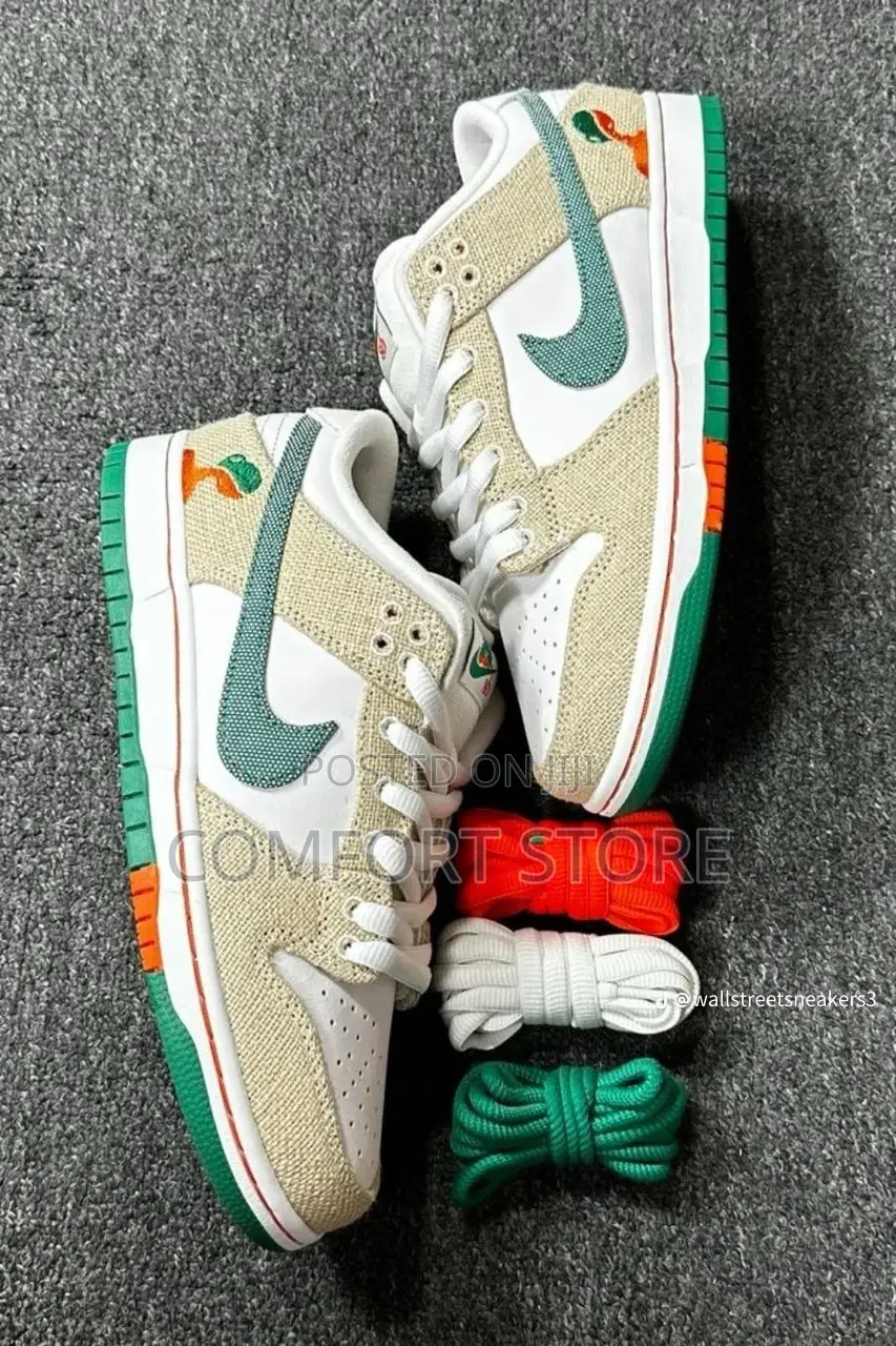 Nike Dunks Low Sneakers