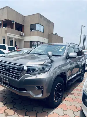 Toyota Land Cruiser Prado 2.8 2020 Gray