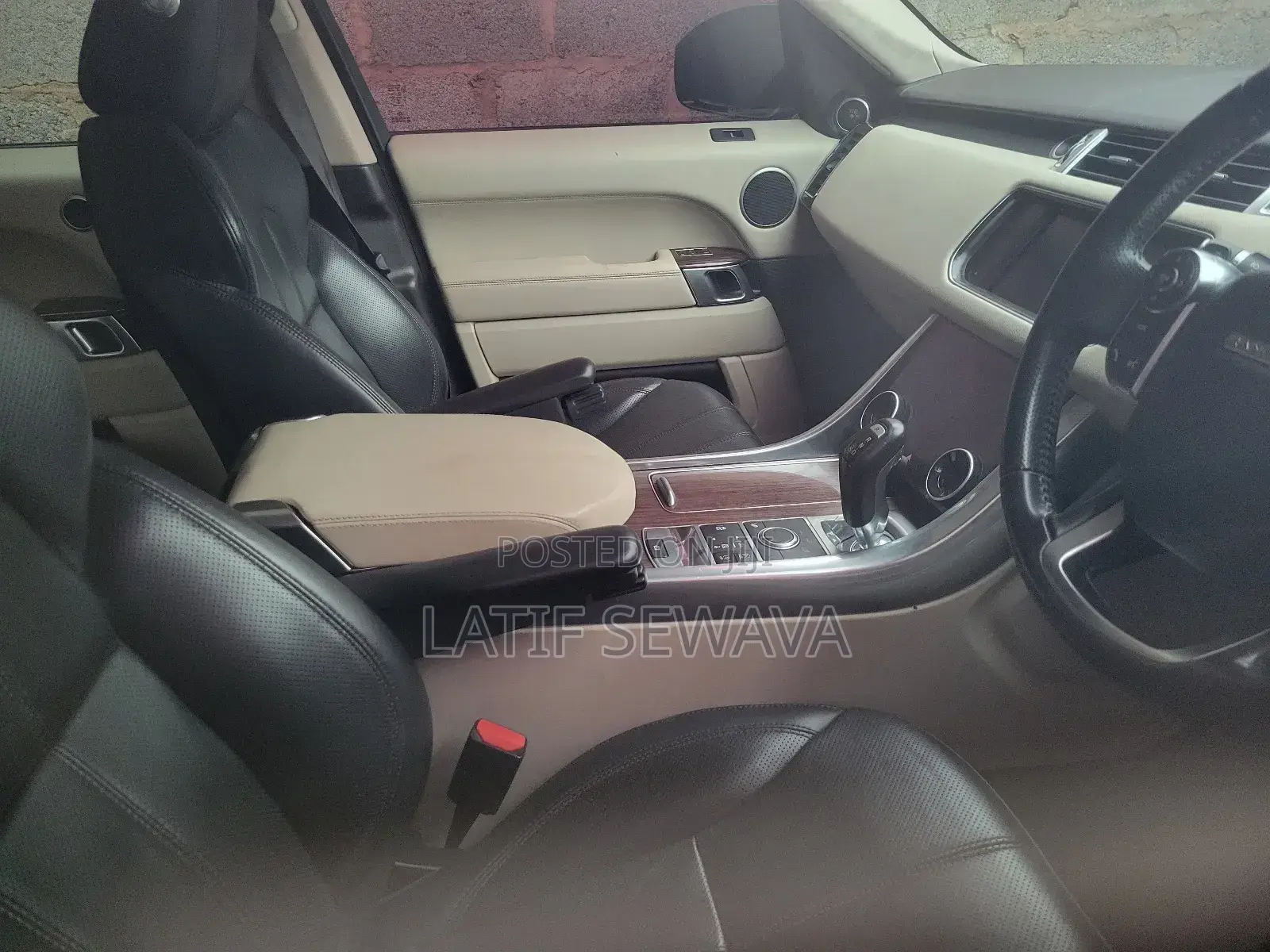 Land Rover Range Rover Sport HSE 4x4 (3.0L 6cyl 8A) 2014 Black