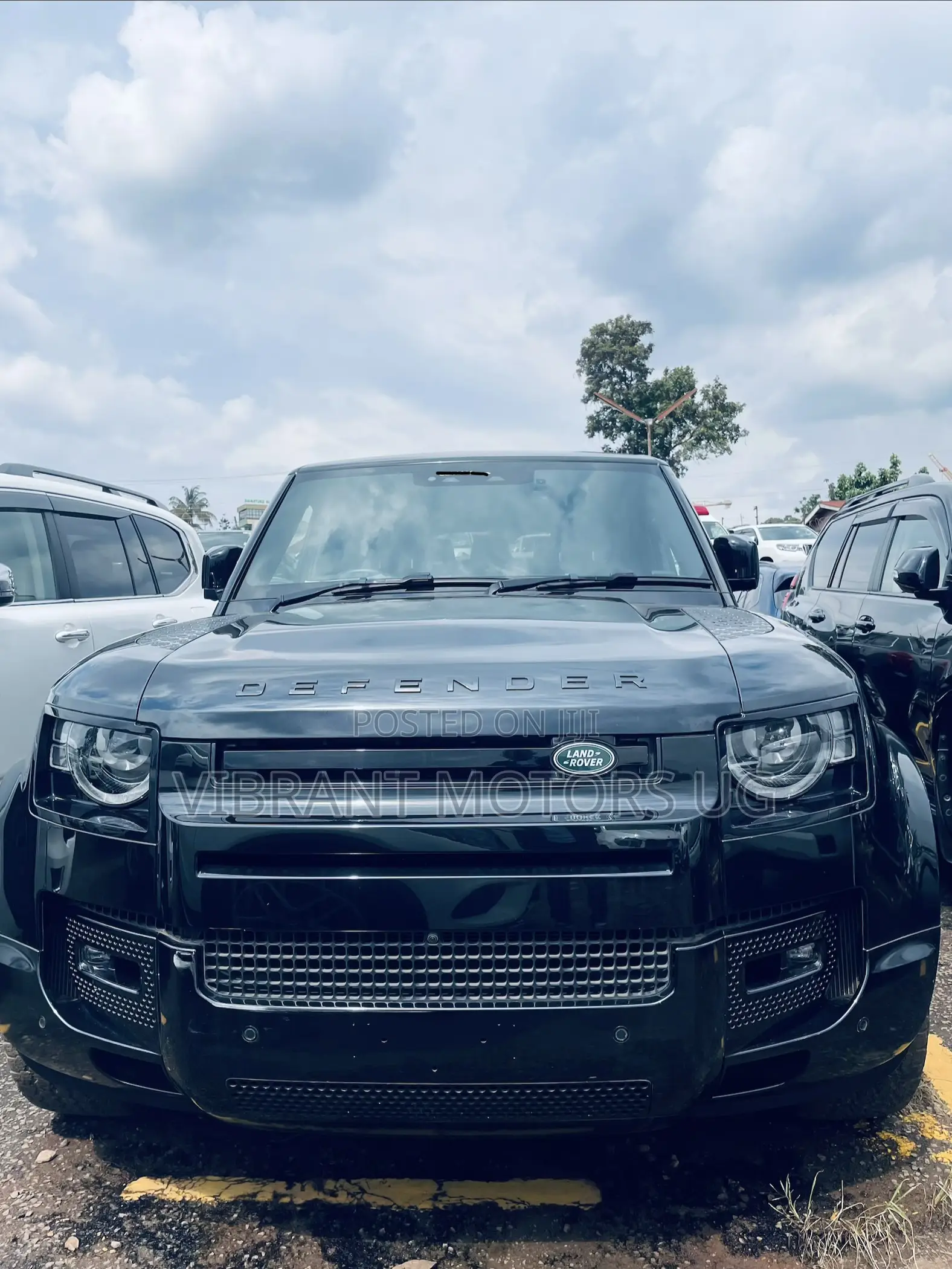 Land Rover Defender 2022 Black