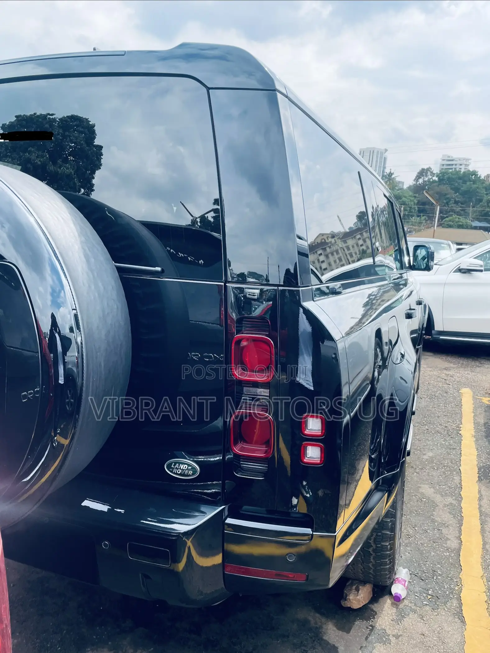 Land Rover Defender 2022 Black