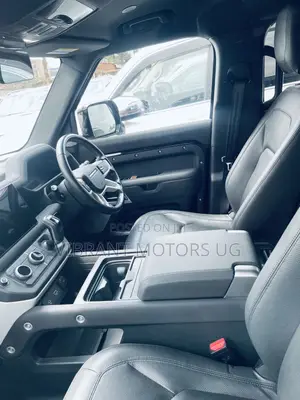Land Rover Defender 2022 Black