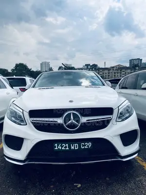 Mercedes-Benz GLE-Class GLE 350d 4MATIC 2017 White