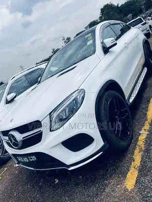 Mercedes-Benz GLE-Class GLE 350d 4MATIC 2017 White