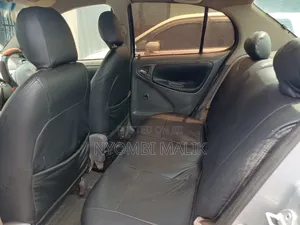 Toyota Platz 2000 Silver