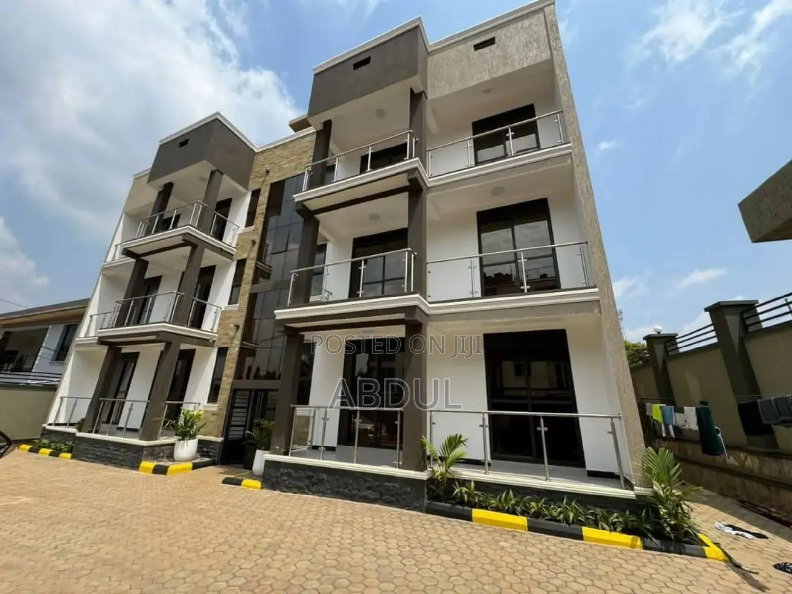 2bdrm Block of Flats in Kira-Mamerito for sale