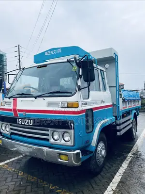 Isuzu Forward L175