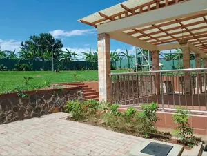 4bdrm Bungalow in Fs Properties Ltd, Central Division for rent