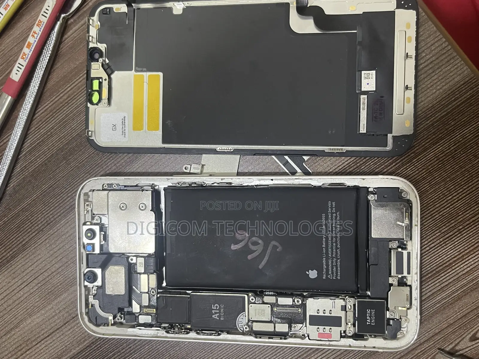 Phones and Computers Repair Services