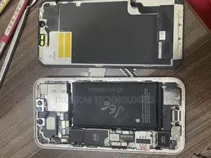 Phones and Computers Repair Services