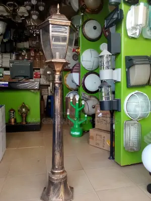 Compound Garden Lights
