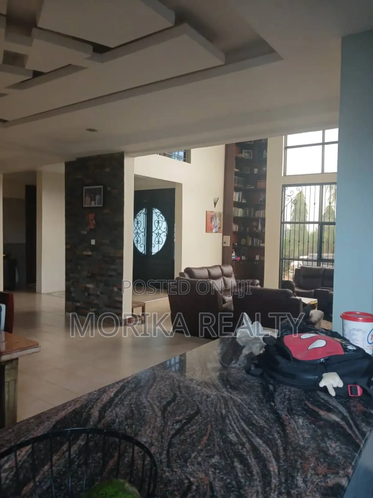 Furnished 8bdrm House in Central Division for sale