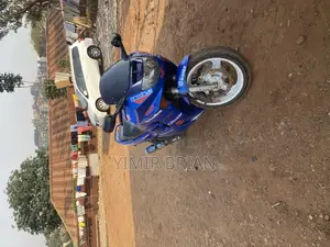 Honda CBR 2000 Blue