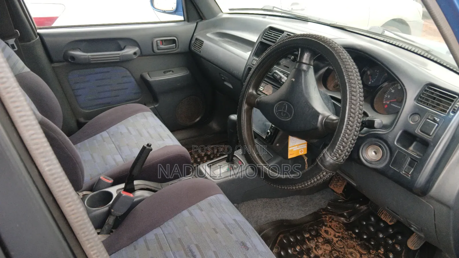Toyota RAV4 Automatic 2000 Blue