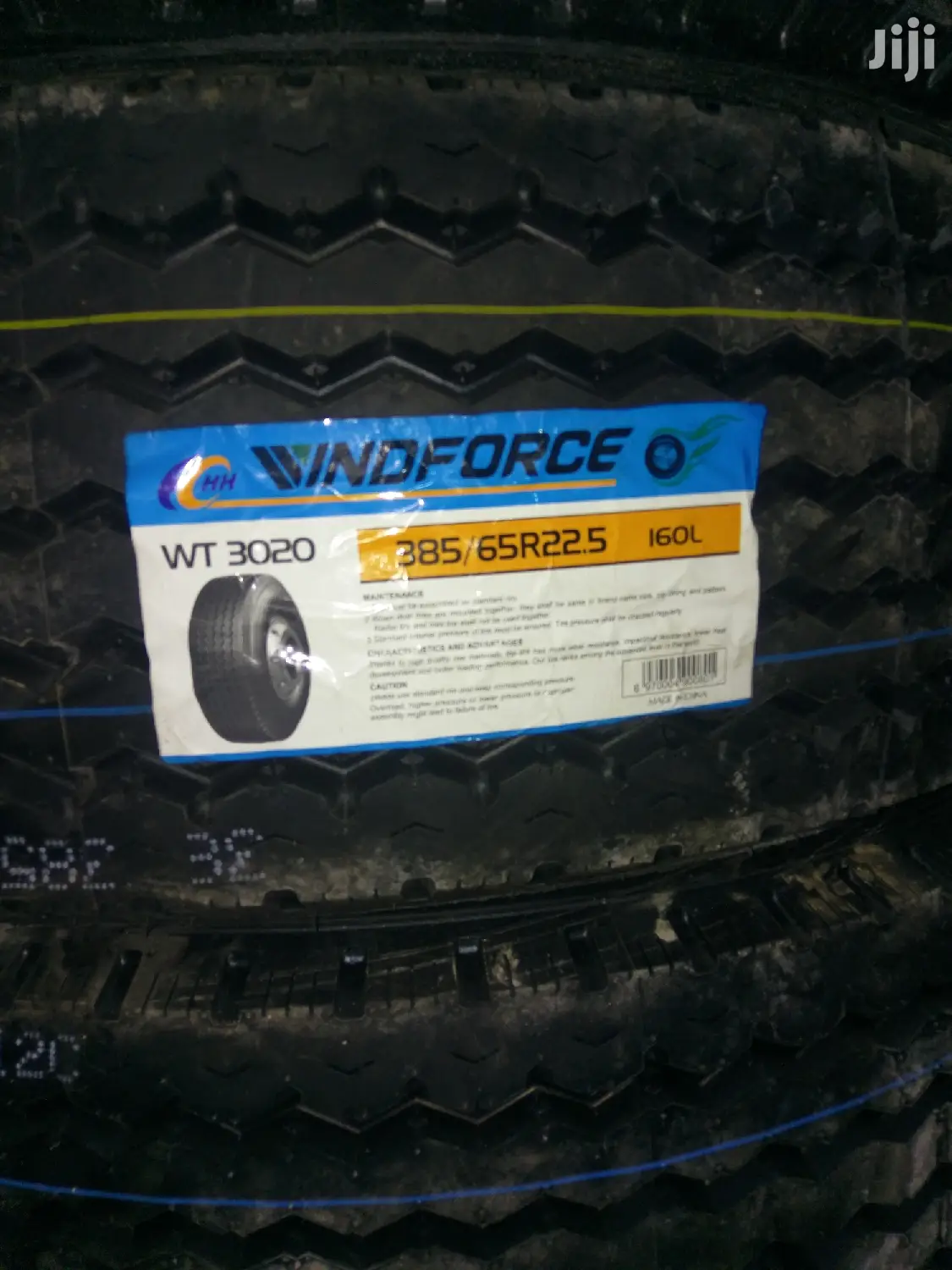 Super Single Tires