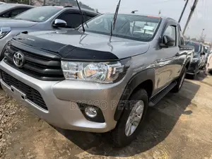 Toyota Hilux Revo Single Cab Deisel 2.8 AWD 2017 Gray