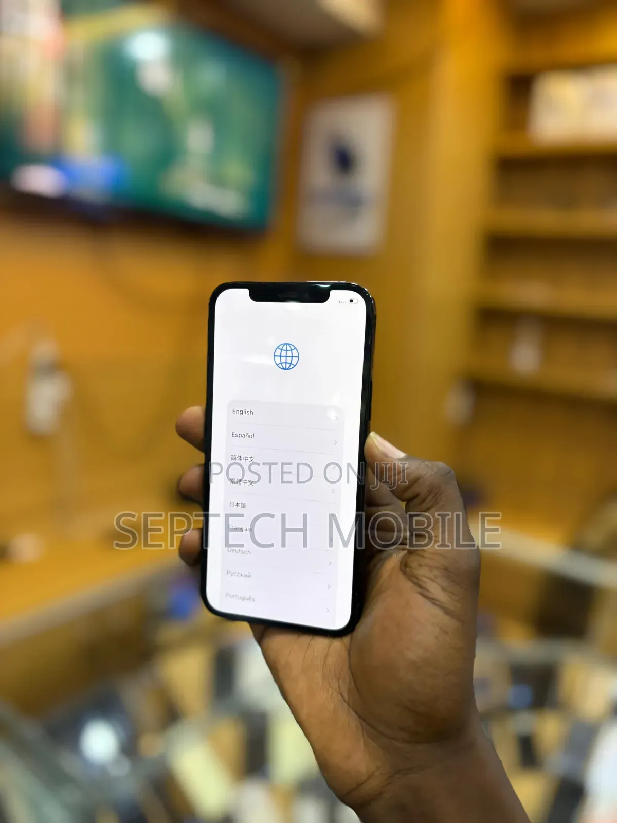 New Apple iPhone 12 Pro 128 GB Gold