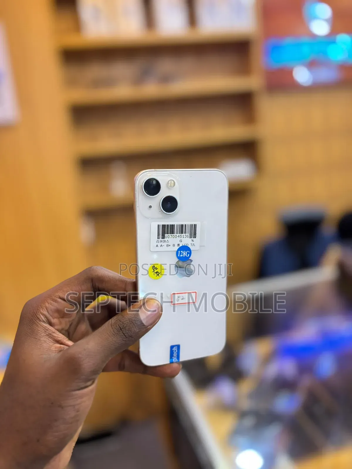 New Apple iPhone 13 128 GB White