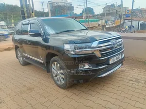 Toyota Land Cruiser Prado 2017 Black