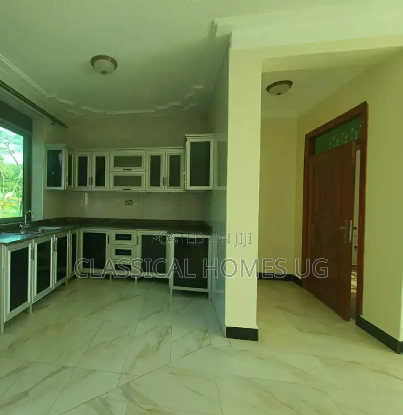 3bdrm Apartment in Kisaasi, Central Division for rent