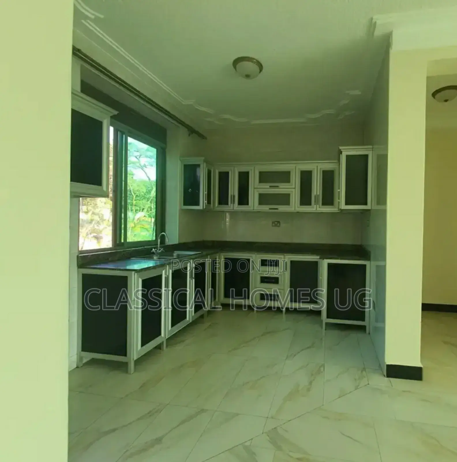 3bdrm Apartment in Kisaasi, Central Division for rent
