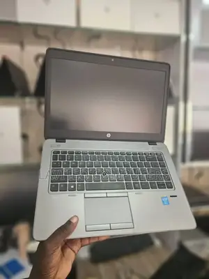 Laptop HP EliteBook 840 G2 8GB Intel Core i5 HDD 500GB