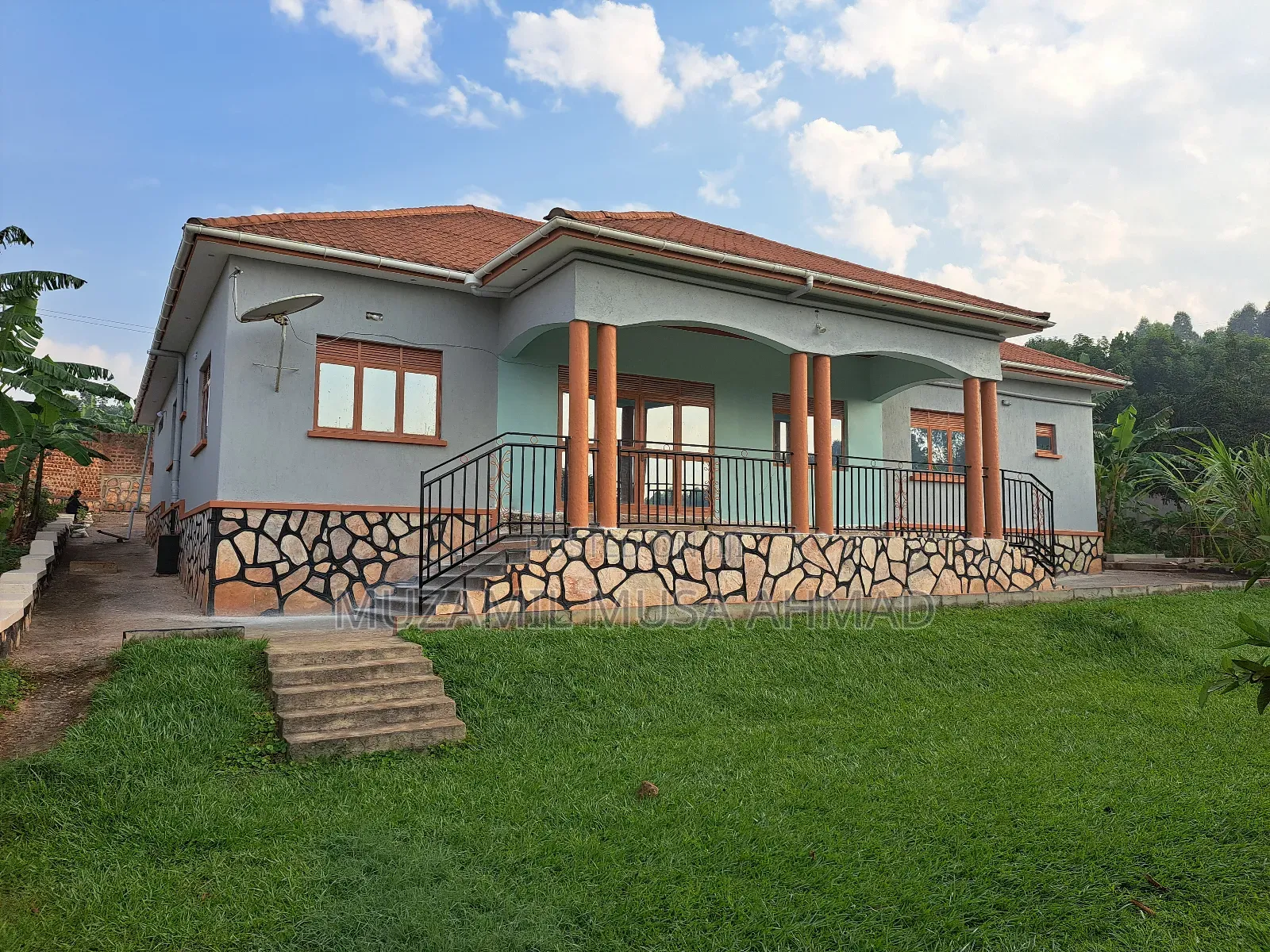 4bdrm Mansion in Migadda Jomayi, Gombe for sale