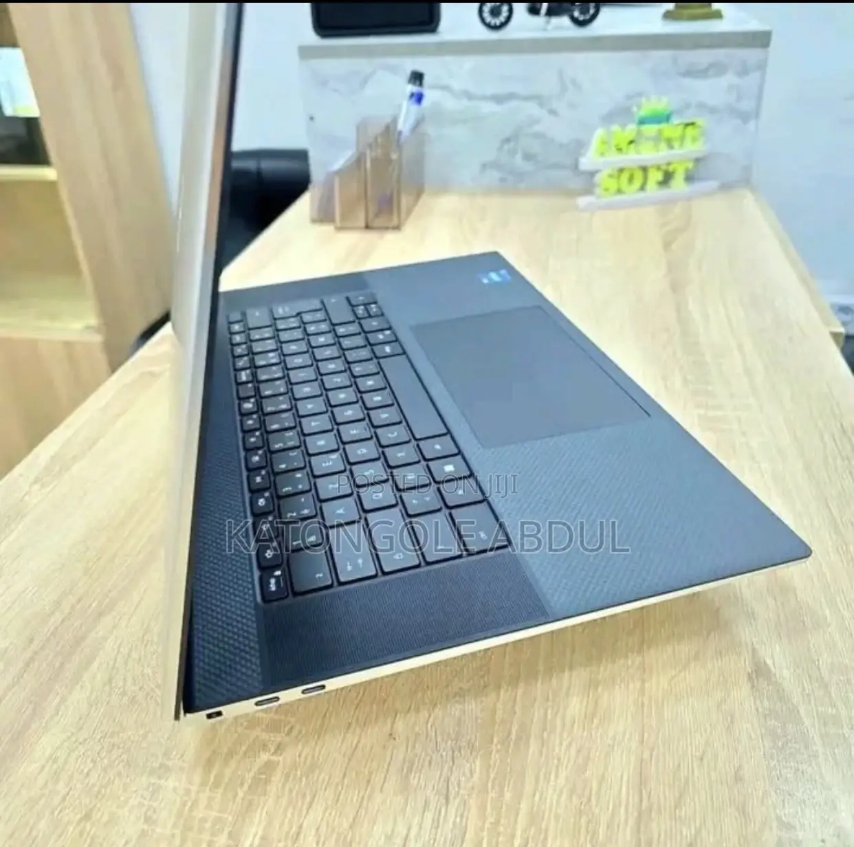 New Laptop Dell XPS 17 9720 32GB Intel Core i9 SSD 1T