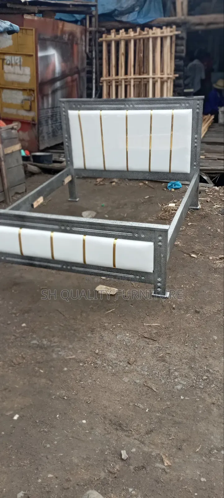 Comfortable Bed 5*6
