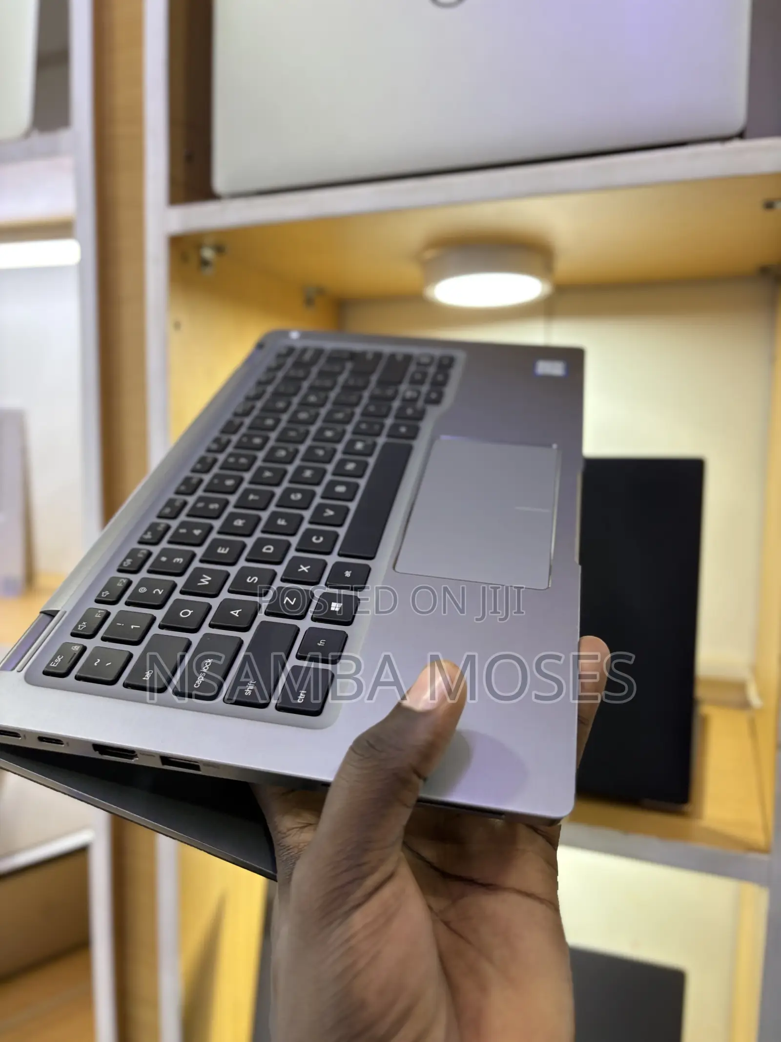 Laptop Dell Inspiron 14 7440 2-in-1 16GB Intel Core i7 SSD 512GB