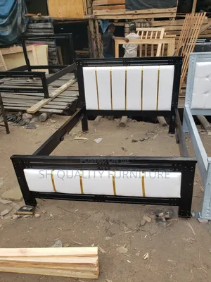 Golden Stripes Bed 5x6
