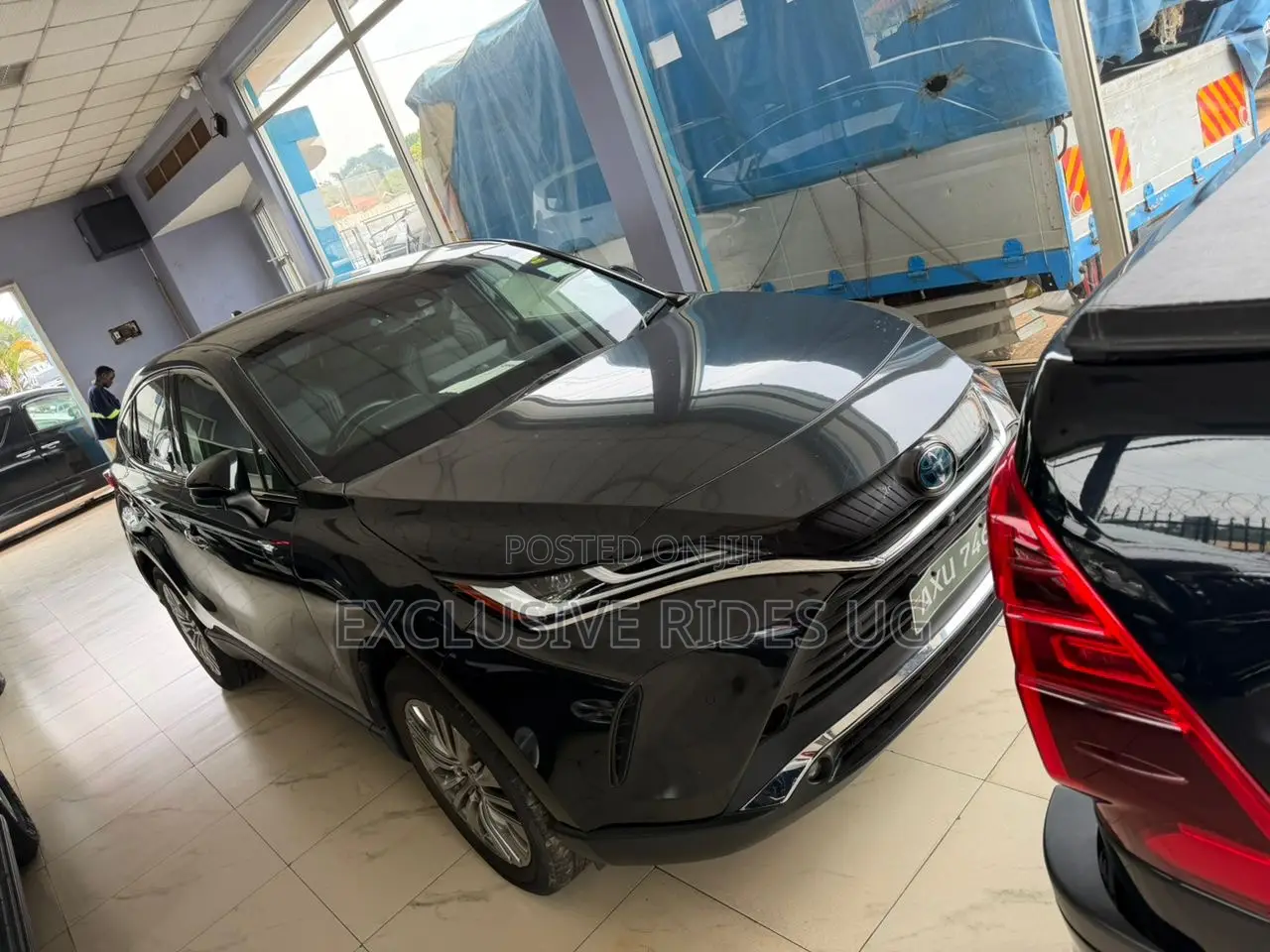 Toyota Harrier 2.5 Hybrid 4WD 2021 Black