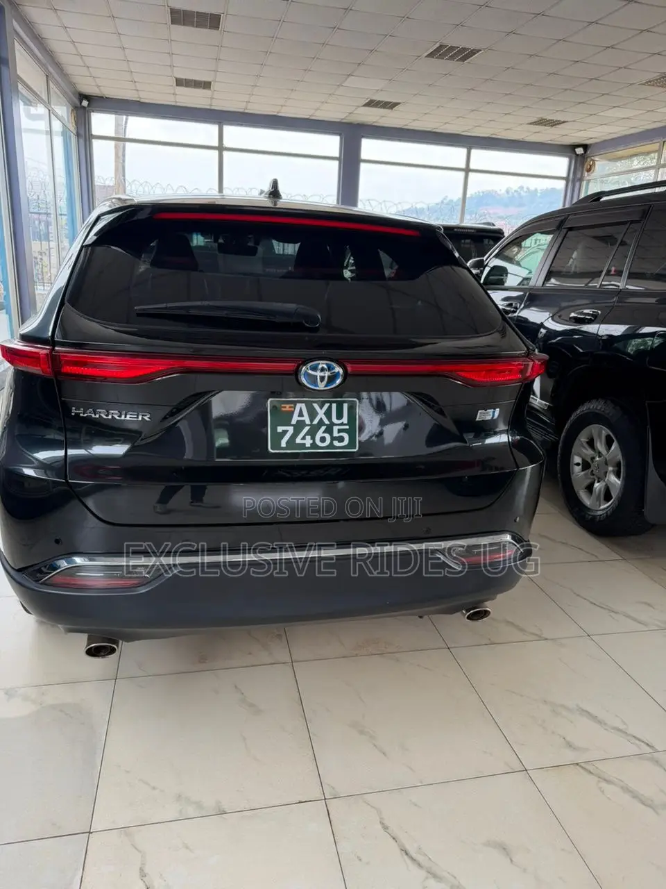 Toyota Harrier 2.5 Hybrid 4WD 2021 Black