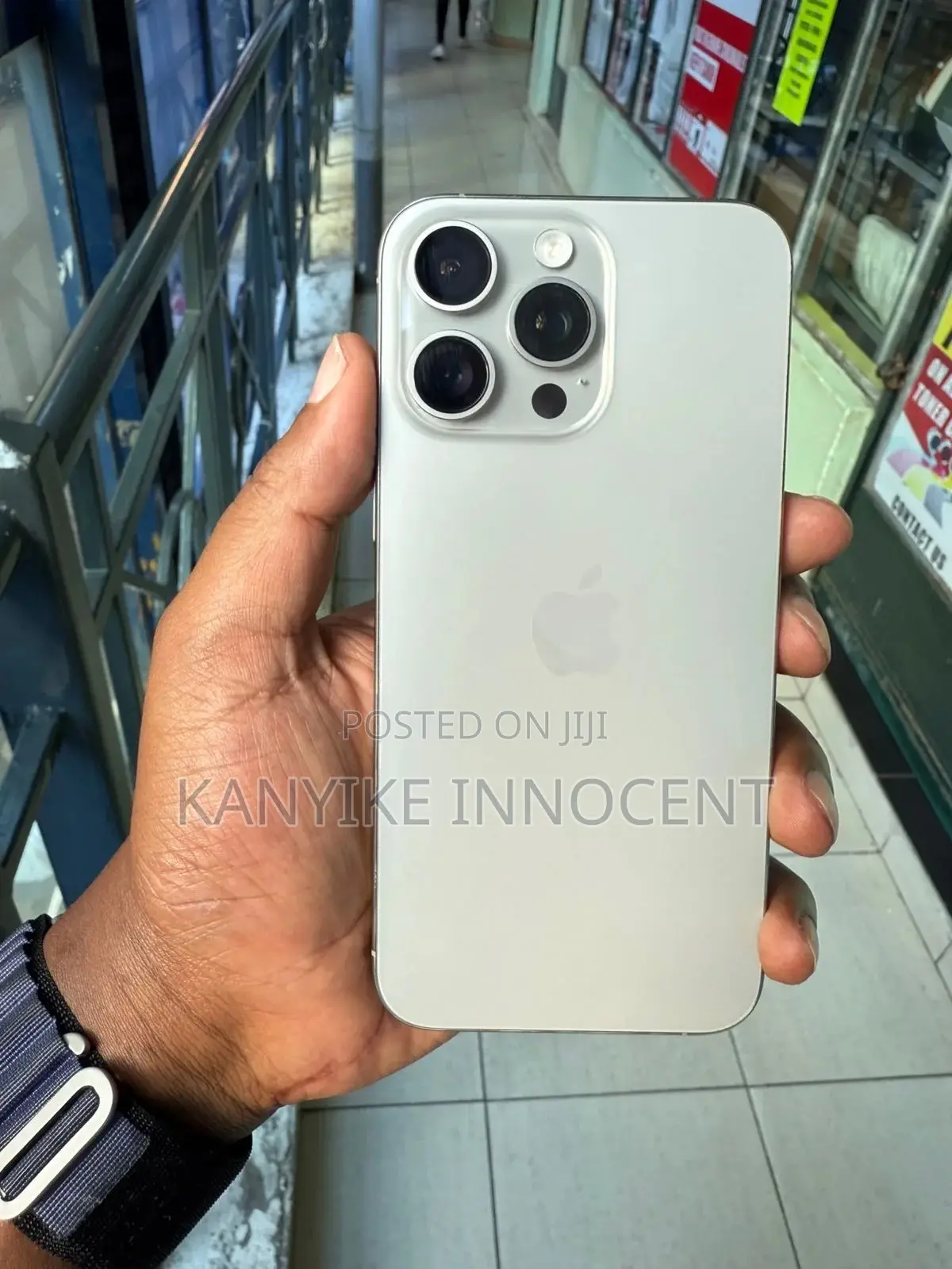 Apple iPhone 15 Pro Max 256 GB Silver