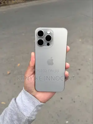 Apple iPhone 15 Pro Max 256 GB Silver