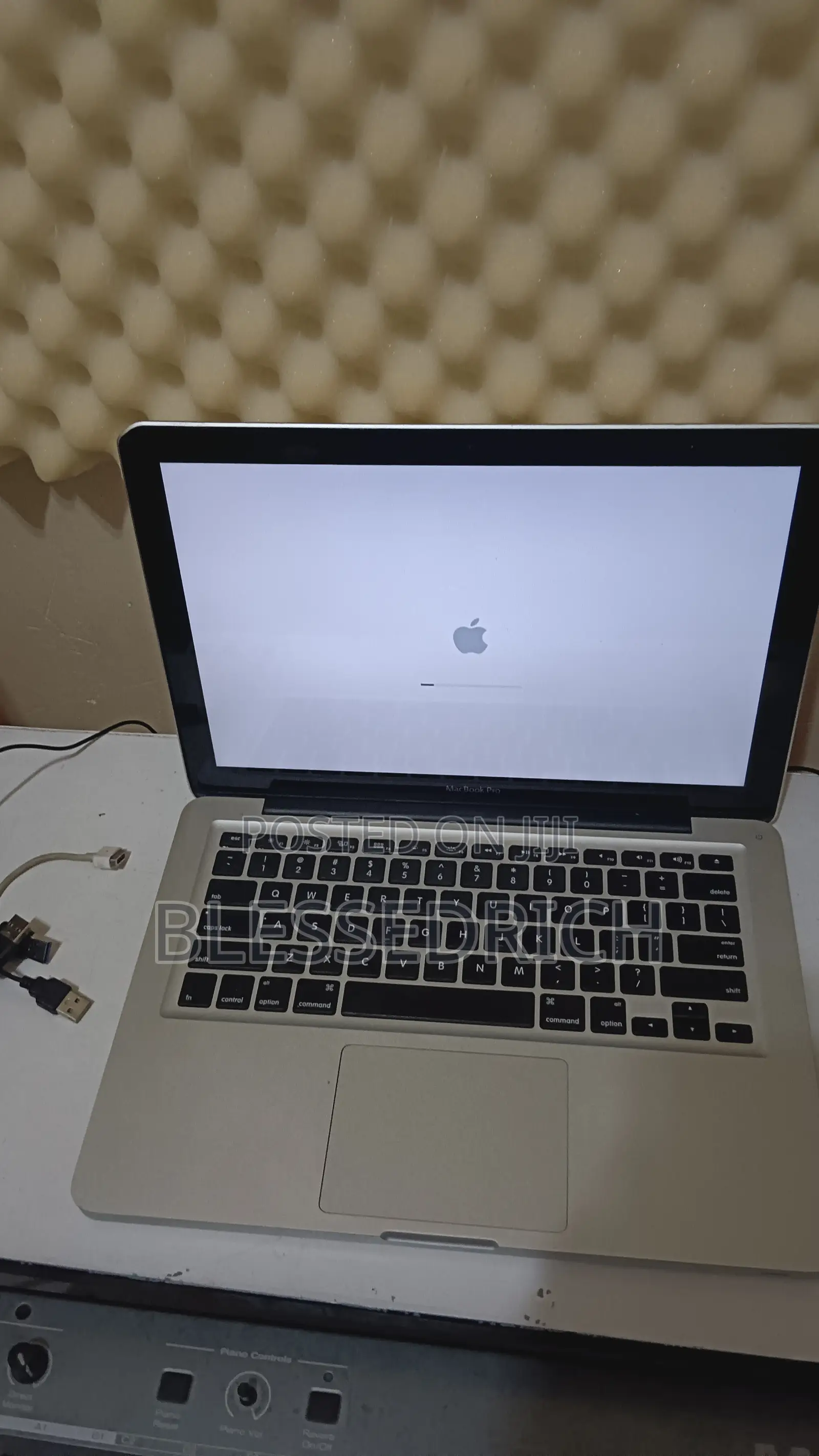 Laptop Apple MacBook Pro 8GB Intel Core i7 HDD 500GB