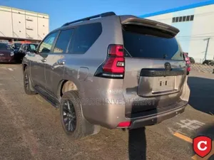 Toyota Land Cruiser Prado 2023 Burgundy