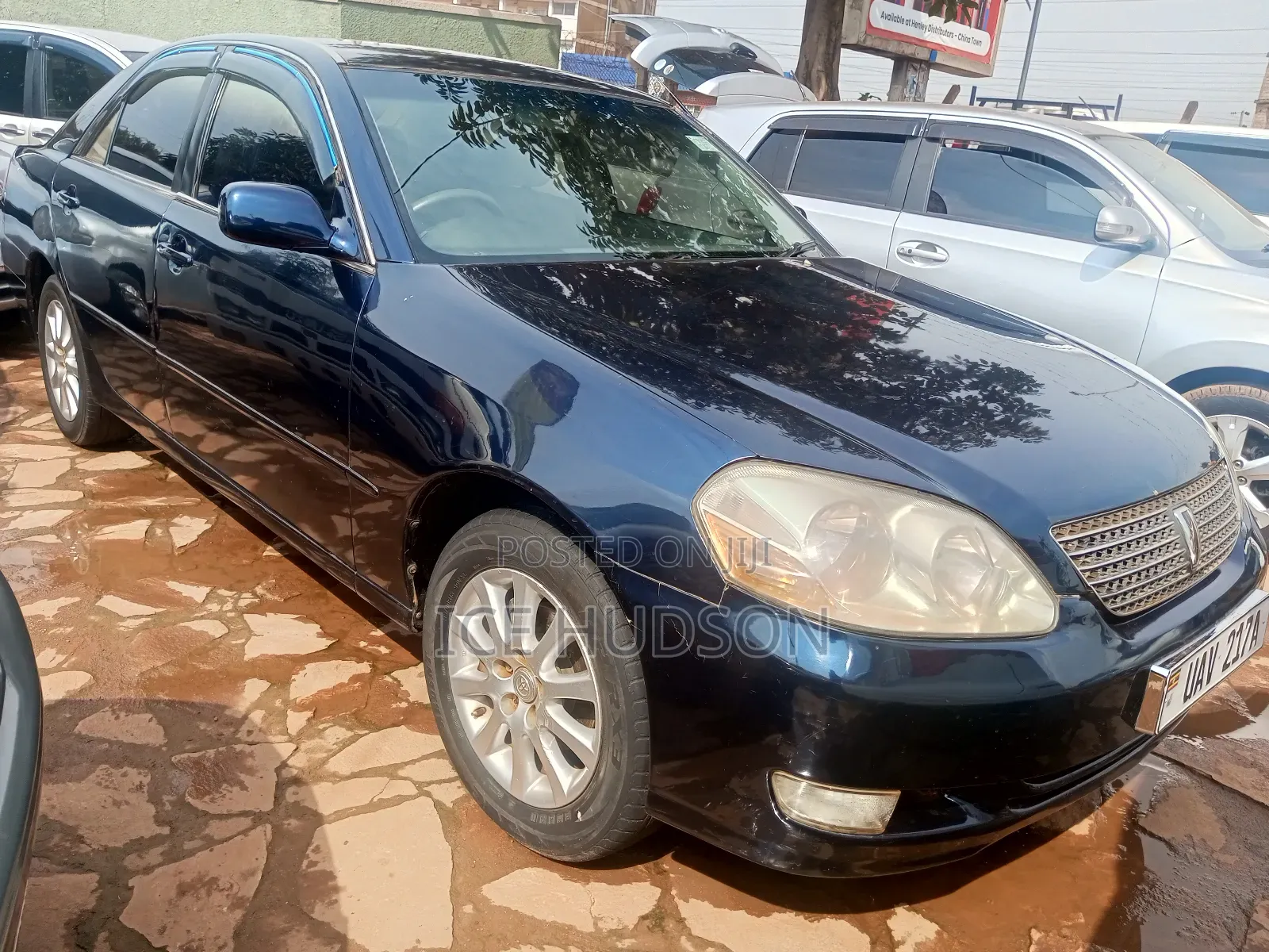 Toyota Mark II 2001 Black