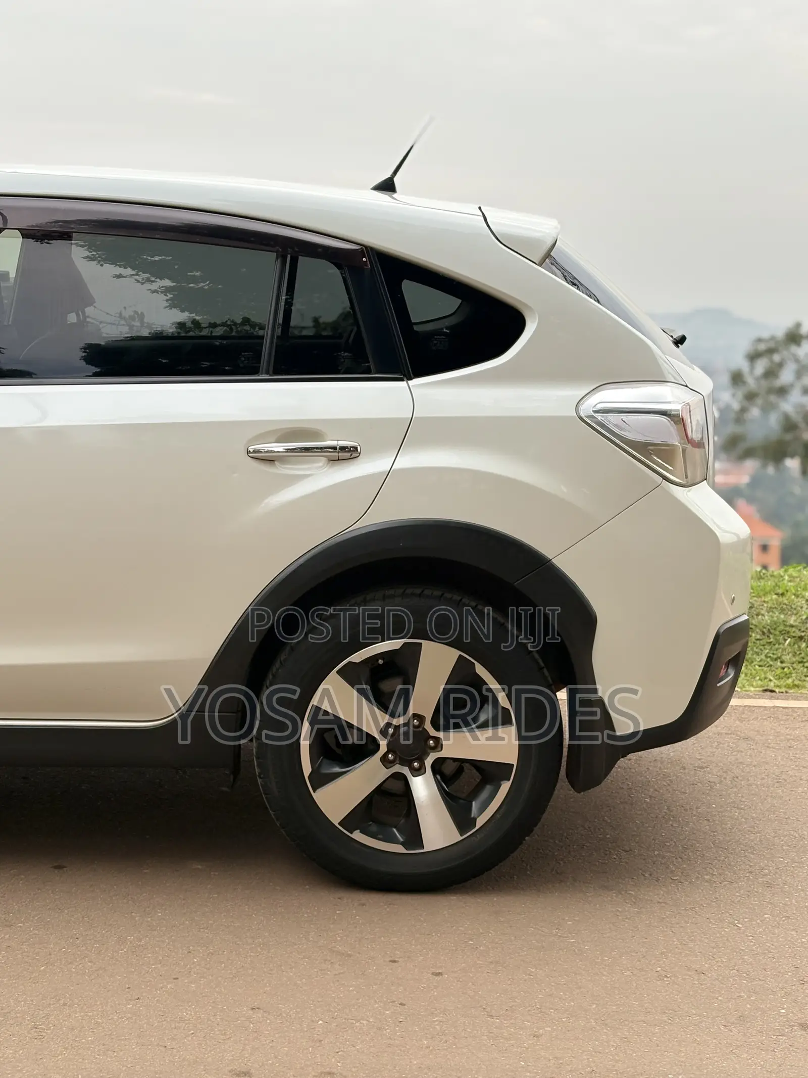 Subaru XV Hybrid 2015 White