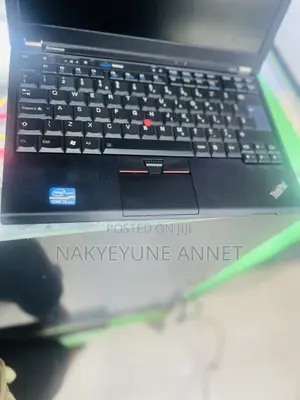 Laptop Lenovo ThinkPad X220 4GB Intel Core i5 HDD 320GB