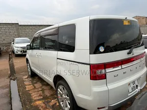 Mitsubishi Delica 2012 White